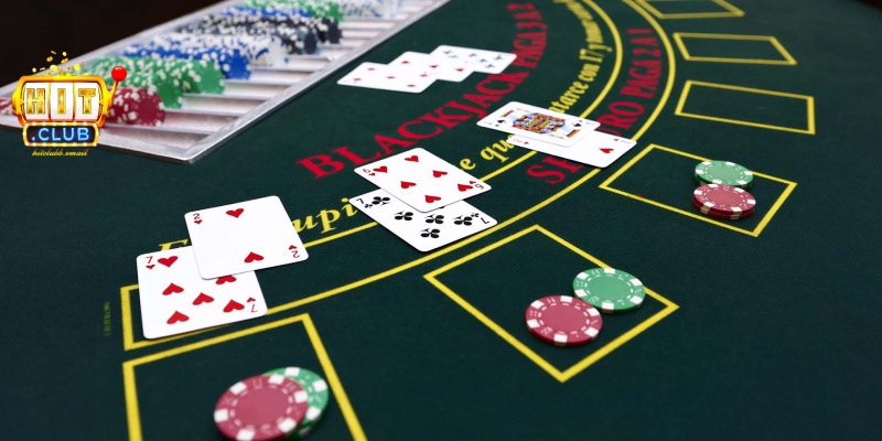 Tất tần tật thế mạnh của game xì dách trên Hitclub